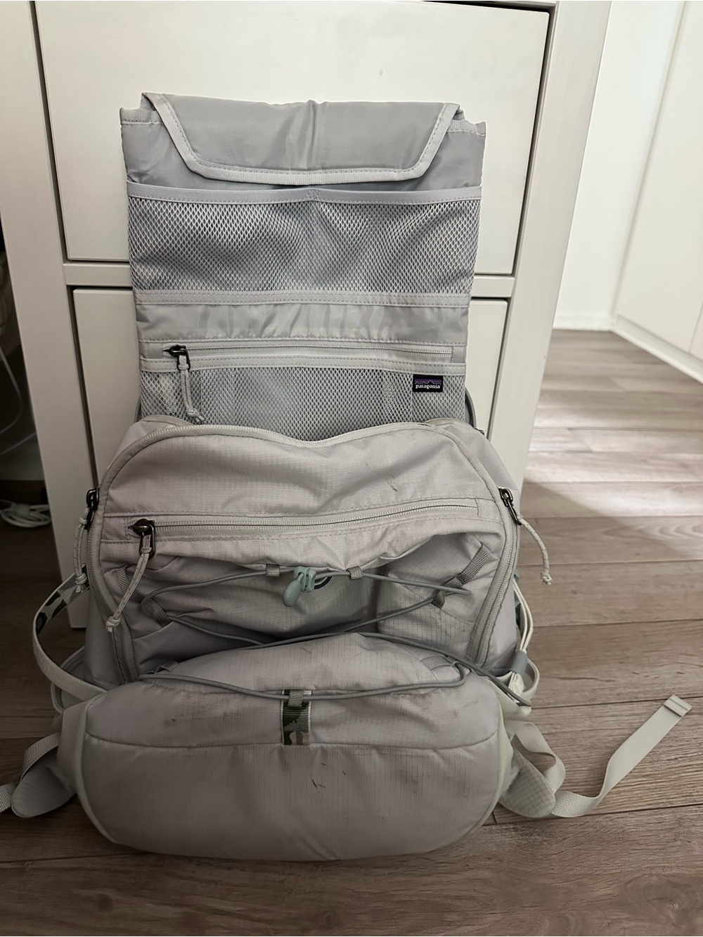 Patagonia REFUGIO DAYPACK 30L Crisp Grey - Picture 8 of 8